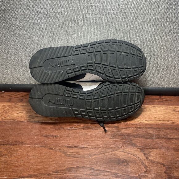 Size 7.5 - PUMA ST Runner V2 Black - 365278-33 - Picture 8 of 8